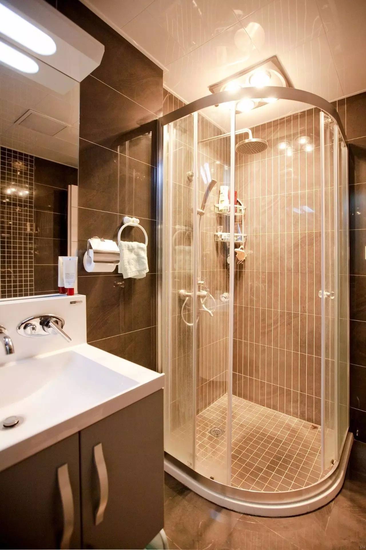 1490229475122227.jpg 9.jpg